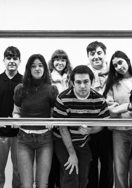 COMPAÑÍA DE TEATRO UPNA. PAMPLONA - PEQUEÑOS EPISODIOS DE FASCISMO COTIDIANO